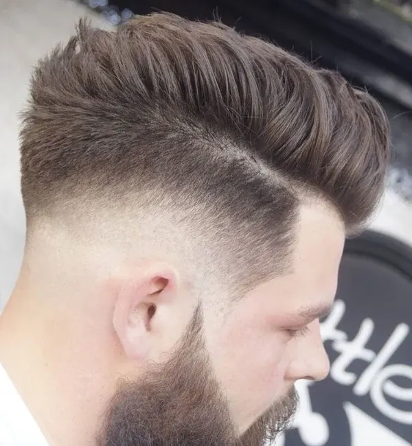 Side Swept Hairstyle with Short Sides Side Swept Hairstyle with Short Sides