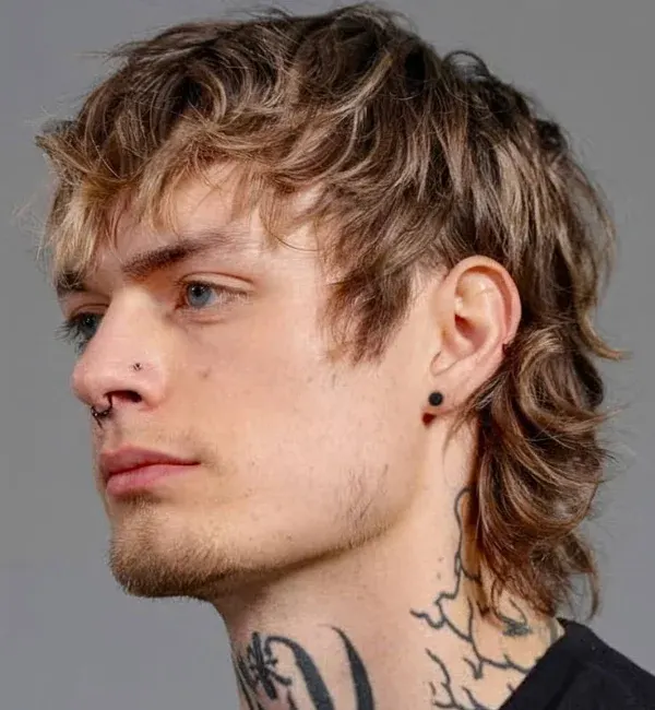 Short Shaggy Hair with Taper Fade Sides Short Shaggy Hair with Taper Fade Sides