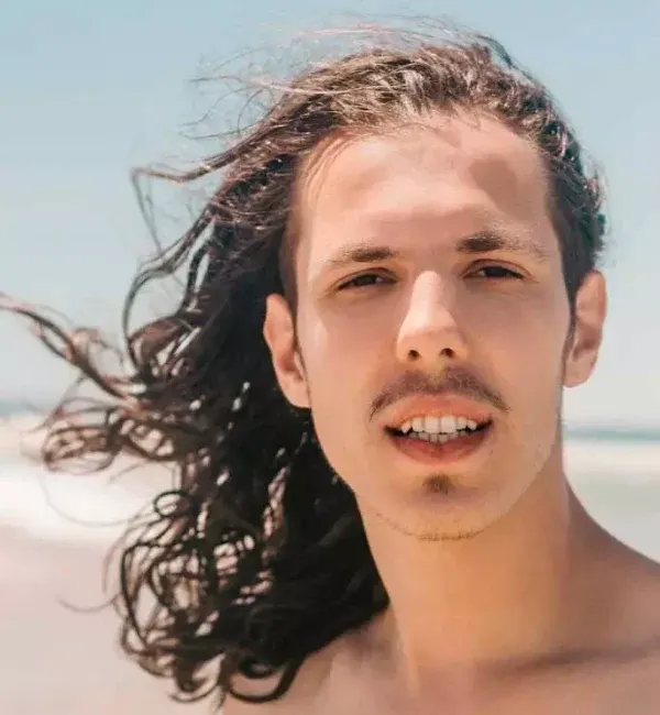 What Is The Surfer Haircut? What Is The Surfer Haircut?